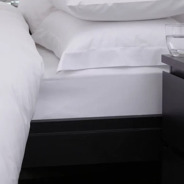 Close up of the Martex Sestina White Fitted Sheet