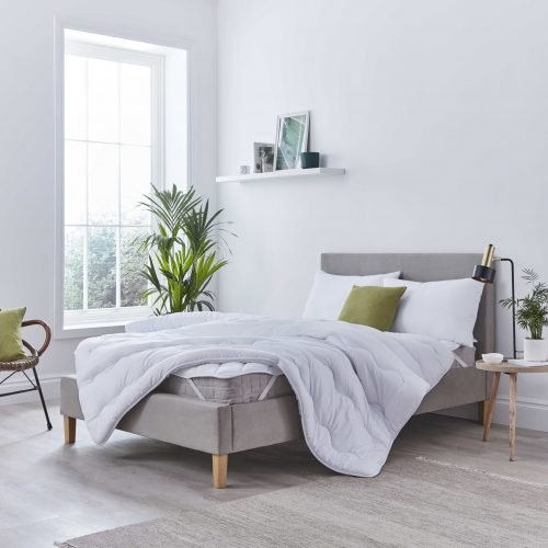 V-015344-01-Microfibre-Microfresh-Seersucker-10.5-Tog-Duvet-Super-King-scaled-1.jpg
