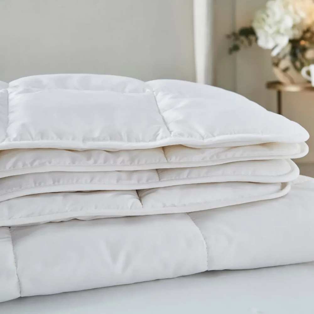 Liddell Ultimate Cashmere Duvet Close Up