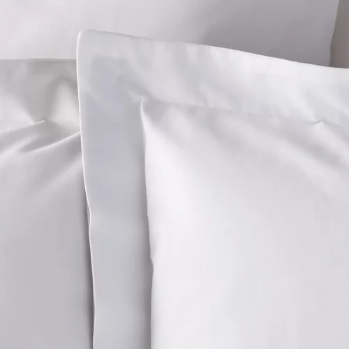 Vision Essentials Cotton Rich Plain Pillowcase Detail