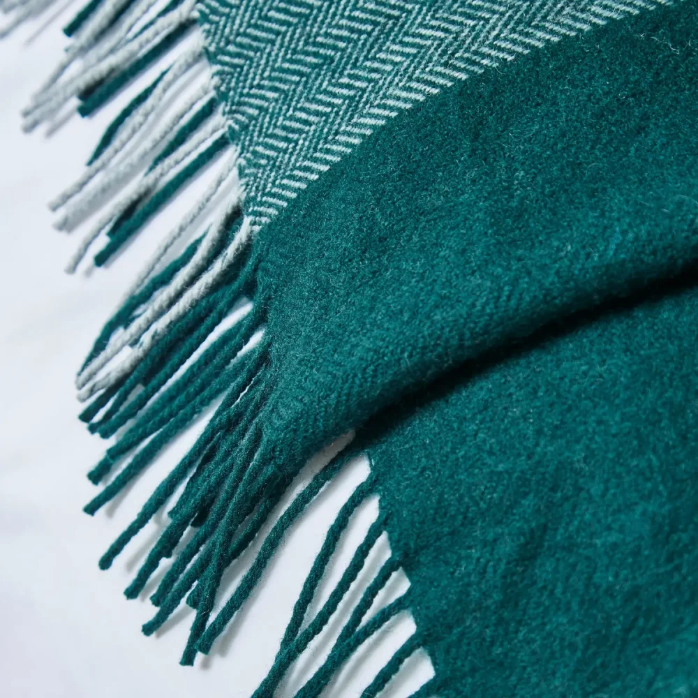 V-BLK-L-CB-GRS-LID 03 Cashmere Blend Green Stripe Blanket