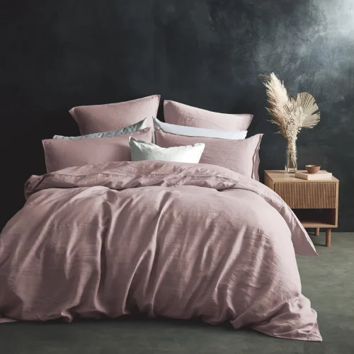 Lazy Linen mellow pink colour duvet cover, made from 100% washed linen.