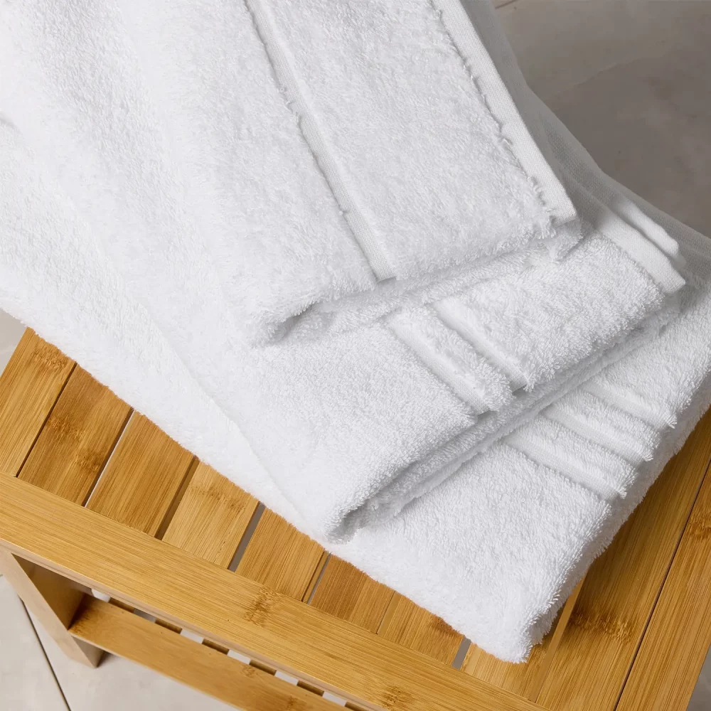 PICAW50100A_Hotel_Pure_Luxury_Signature_Hand_Towel_02