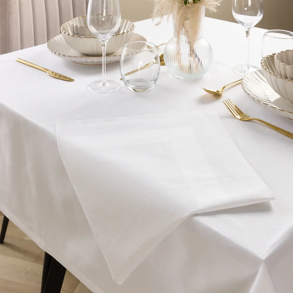 5310W22X2A_Hotel_Pure_Luxury_Satin_Band_Napkin_02