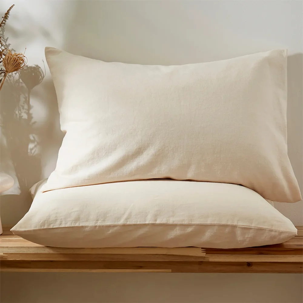 V_S100_LU_TOL_PH_CR_Touch_of_Linen_-_CREAMY_ALMOND_-_Pillowcase_Pair_01