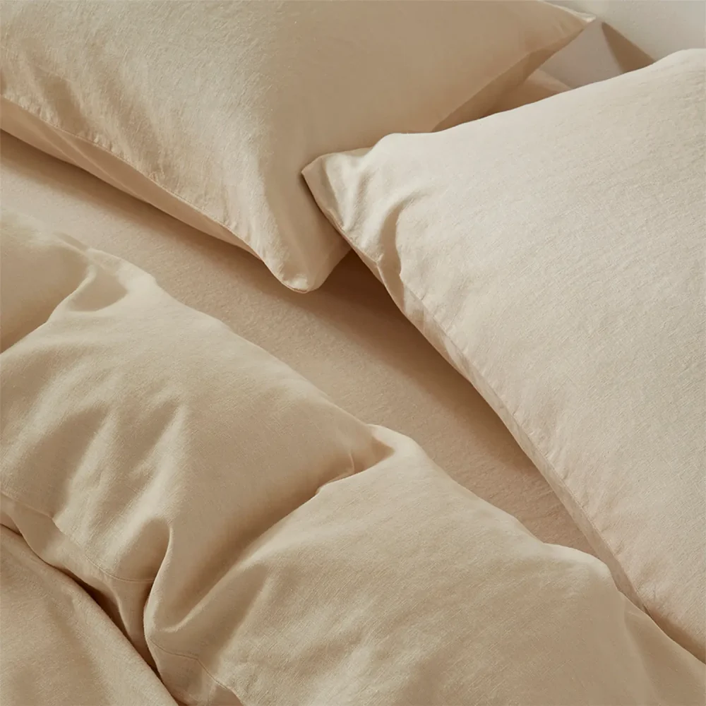 V_S100_LU_TOL_PH_CR_Touch_of_Linen_-_CREAMY_ALMOND_-_Pillowcase_Pair_03