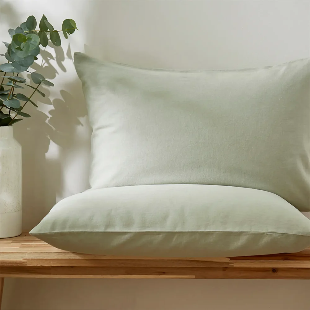 V_S100_LU_TOL_PH_GR_Touch_of_Linen_-_PISTACHIO_GREEN_-_Pillowcase_Pair_01