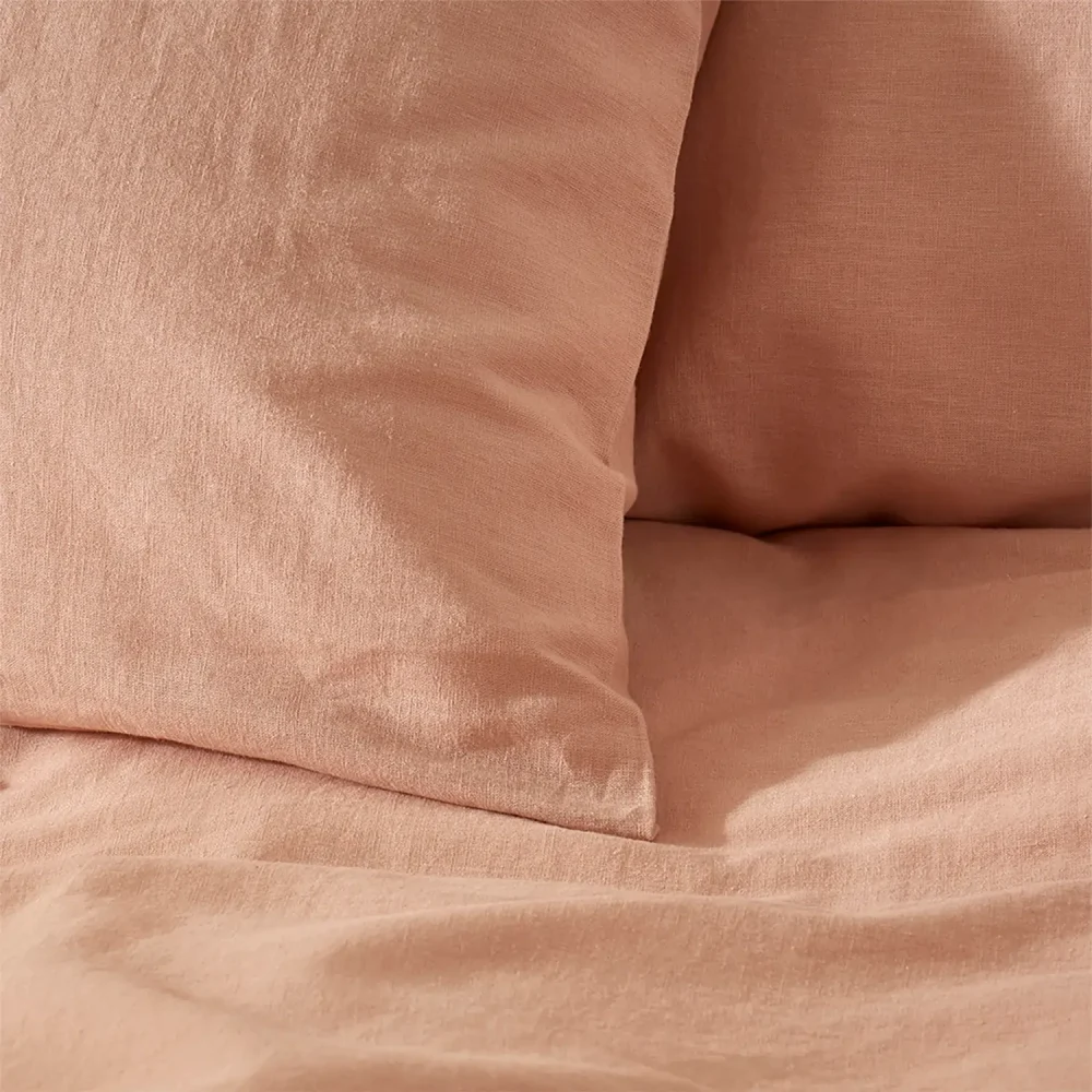 V_S100_LU_TOL_PH_PK_Touch_of_Linen_-_SEASHELL_PINK_-_Pillowcase_Pair_04