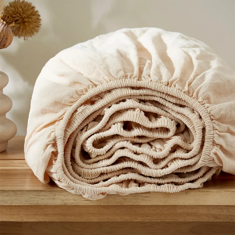 V_S100_LU_TOL_FS_D_CR_Touch_of_Linen_-_CREAMY_ALMOND_-_Fitted_Sheet_02