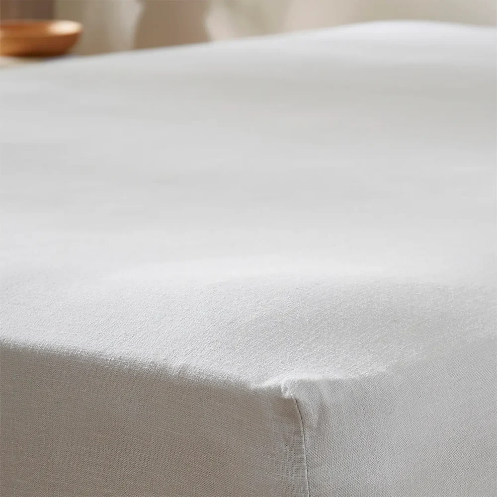 V_S100_LU_TOL_FS_D_BL_Touch_of_Linen_-_ICE_BLUE_-_Fitted_Sheet_05