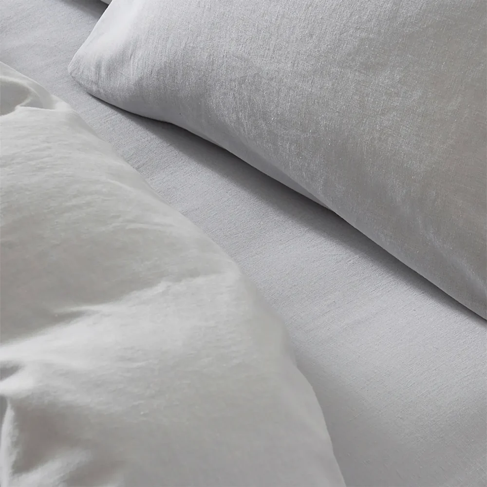 V_S100_LU_TOL_FS_D_BL_Touch_of_Linen_-_ICE_BLUE_-_Fitted_Sheet_04