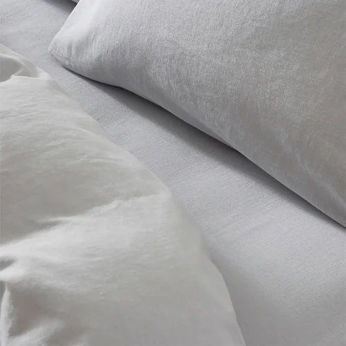 V_S100_LU_TOL_FS_D_BL_Touch_of_Linen_-_ICE_BLUE_-_Fitted_Sheet_04