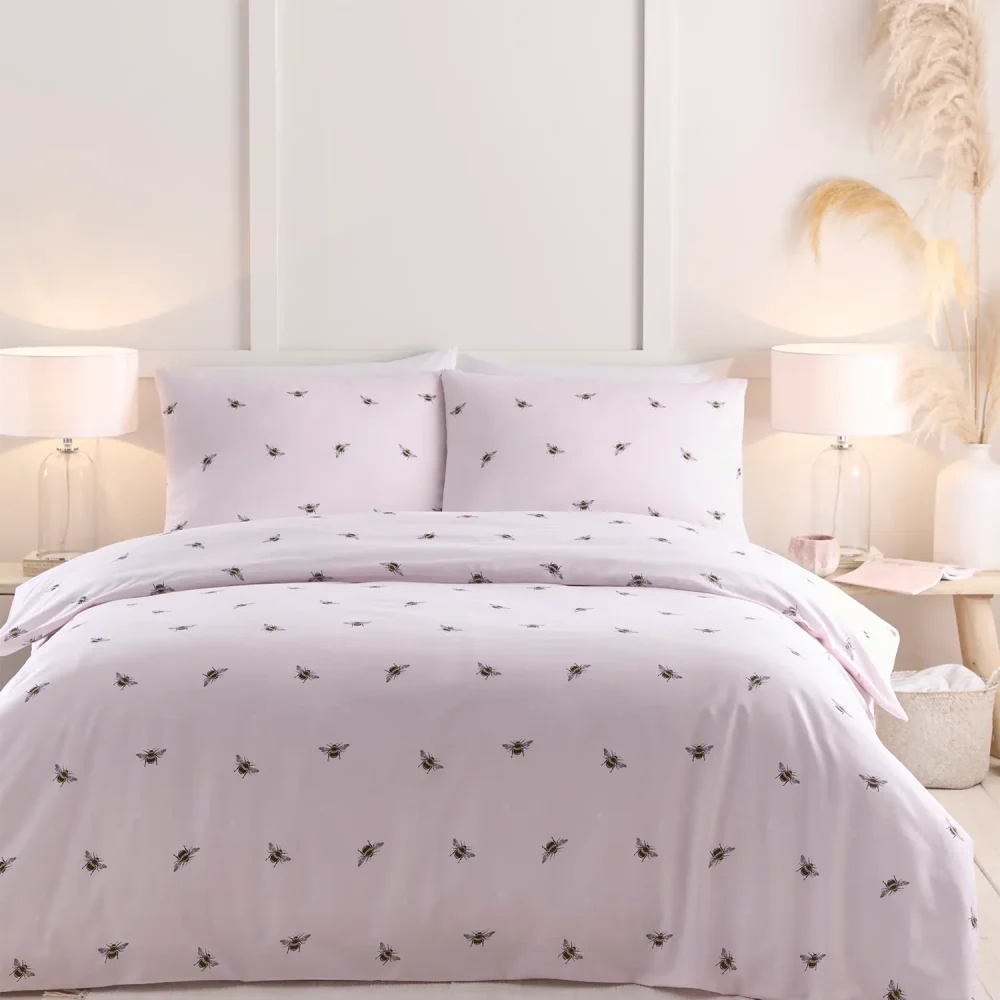 CPQBEES1A_Bumble_Bee_Pink_Duvet_Cover_Set_Single_01