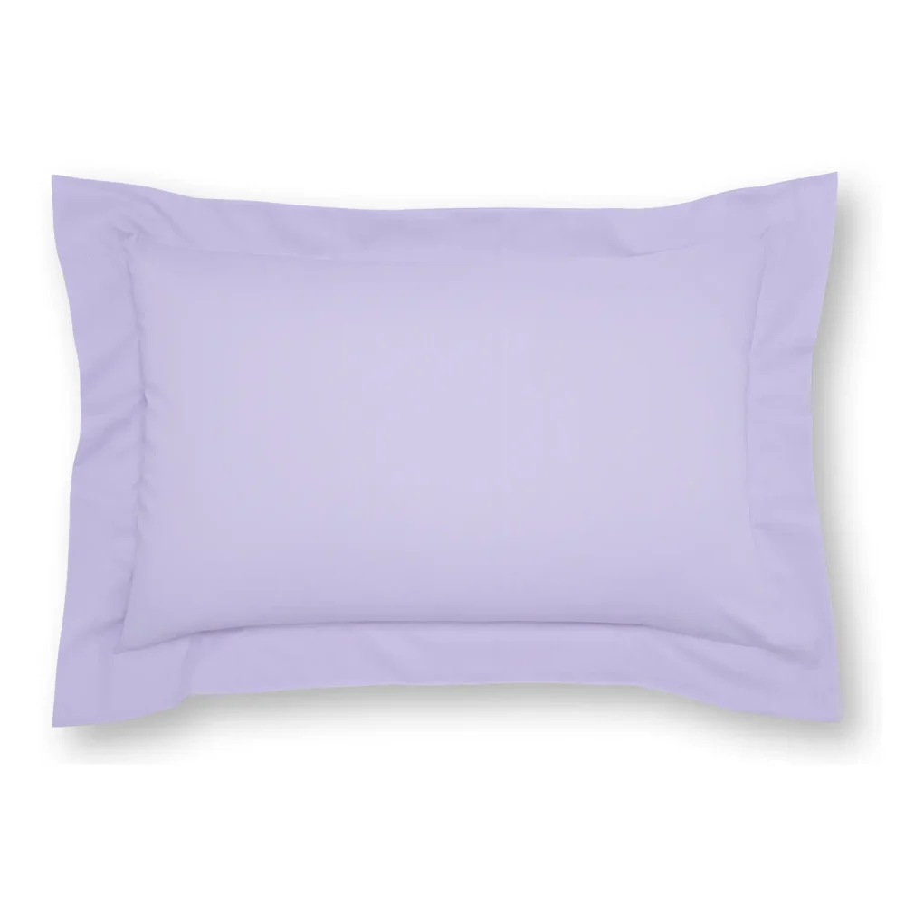 ZKPPCELILA_POETRY_Oxford_20_x_30_Lilac_PCase_PC_01